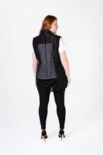Load image into Gallery viewer, A Size above plus Size Vented Mesh Back Salon Stylist Vest, Cut for Curves, Stretch Mesh Back, Lower Pockets with Zippered Bottoms, Lightweight, Water Resistant Nylon/Poly, Black, 3X