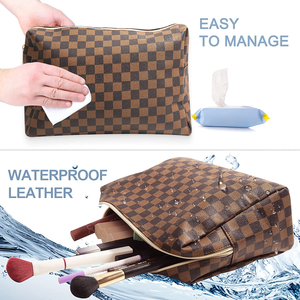 Checkered Travel Makeup Bag, Vegan Leather Large Retro Cosmetic Pouch, Toiletry Bag for Women, Portable and Waterproof, Brown