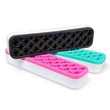 Load image into Gallery viewer, Flexible Professional Silicone Makeup Brush Storage Holder
